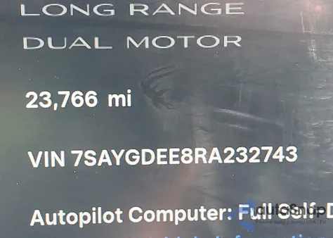 2024 Tesla Model Y Long Range Dual Motor All-Wheel Drive из США, поврежденный, VIN 7SAYGDEE8RA232743